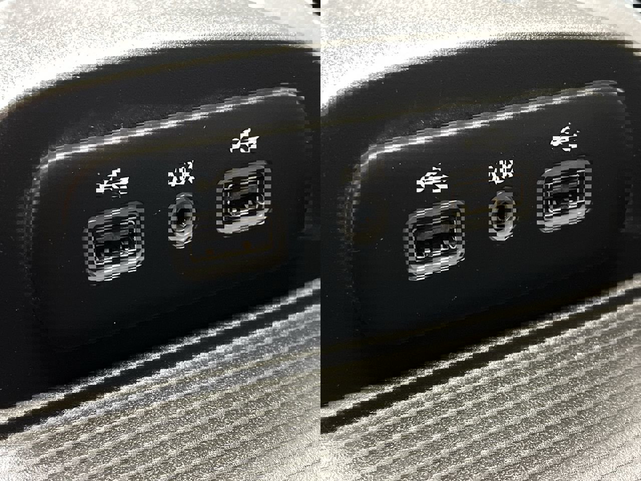 Used 2018 RAM 2500 Big Horn w/ Sport Appearance Group image 26