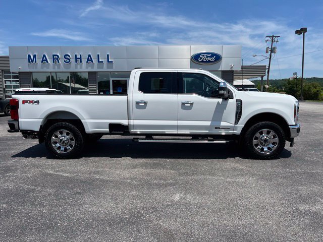 Used 2024 Ford F350 Lariat w/ Chrome Package AWD/4WD image 2
