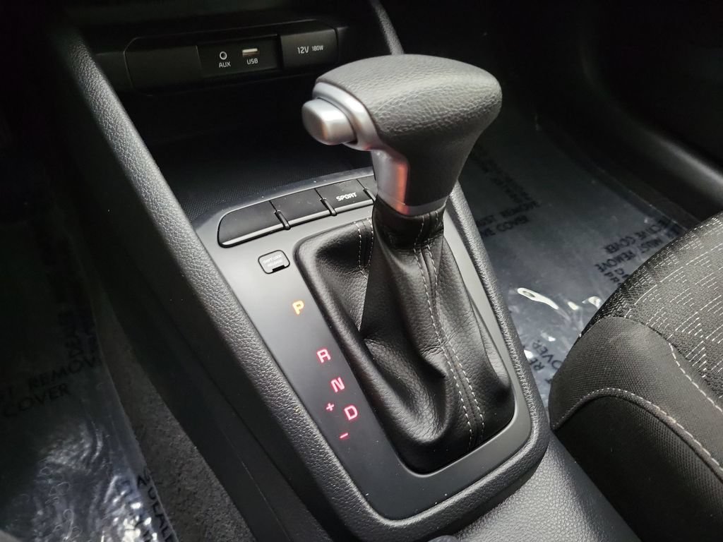 Used 2020 Kia Rio S FWD image 17