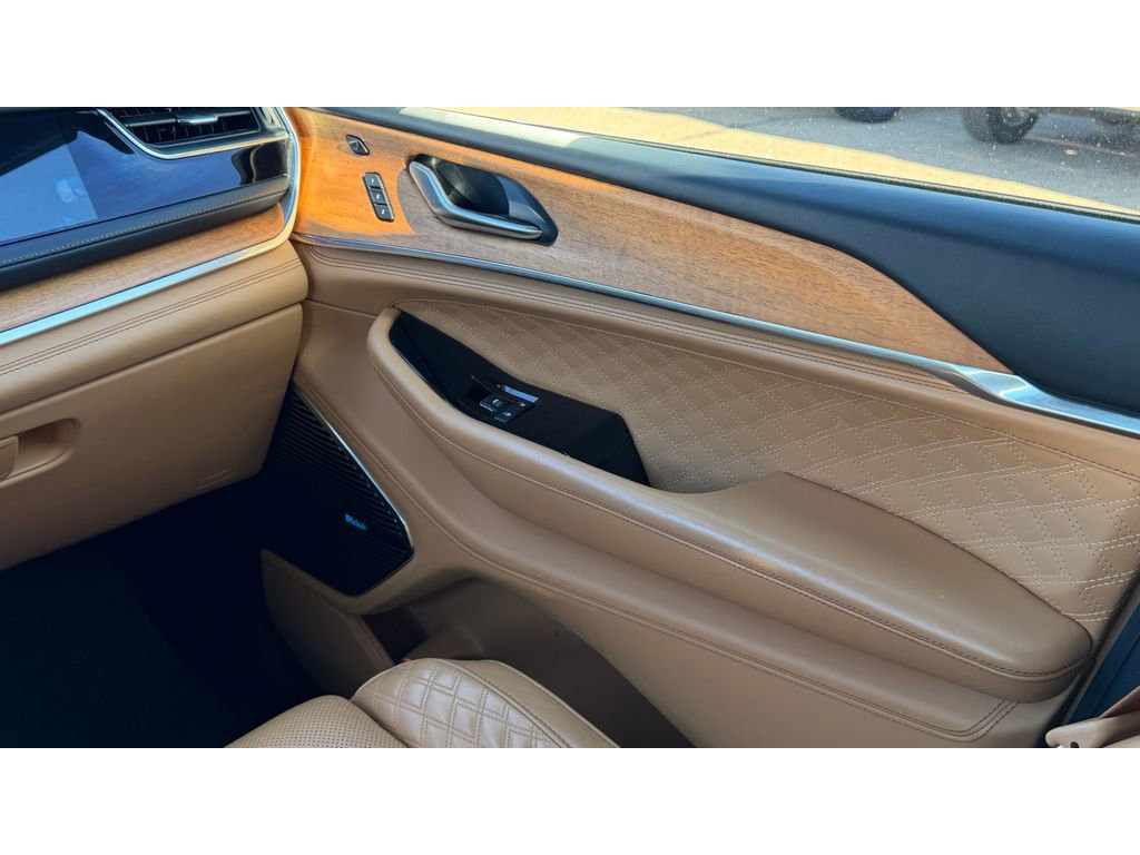 Used 2022 Jeep Grand Cherokee Summit image 18