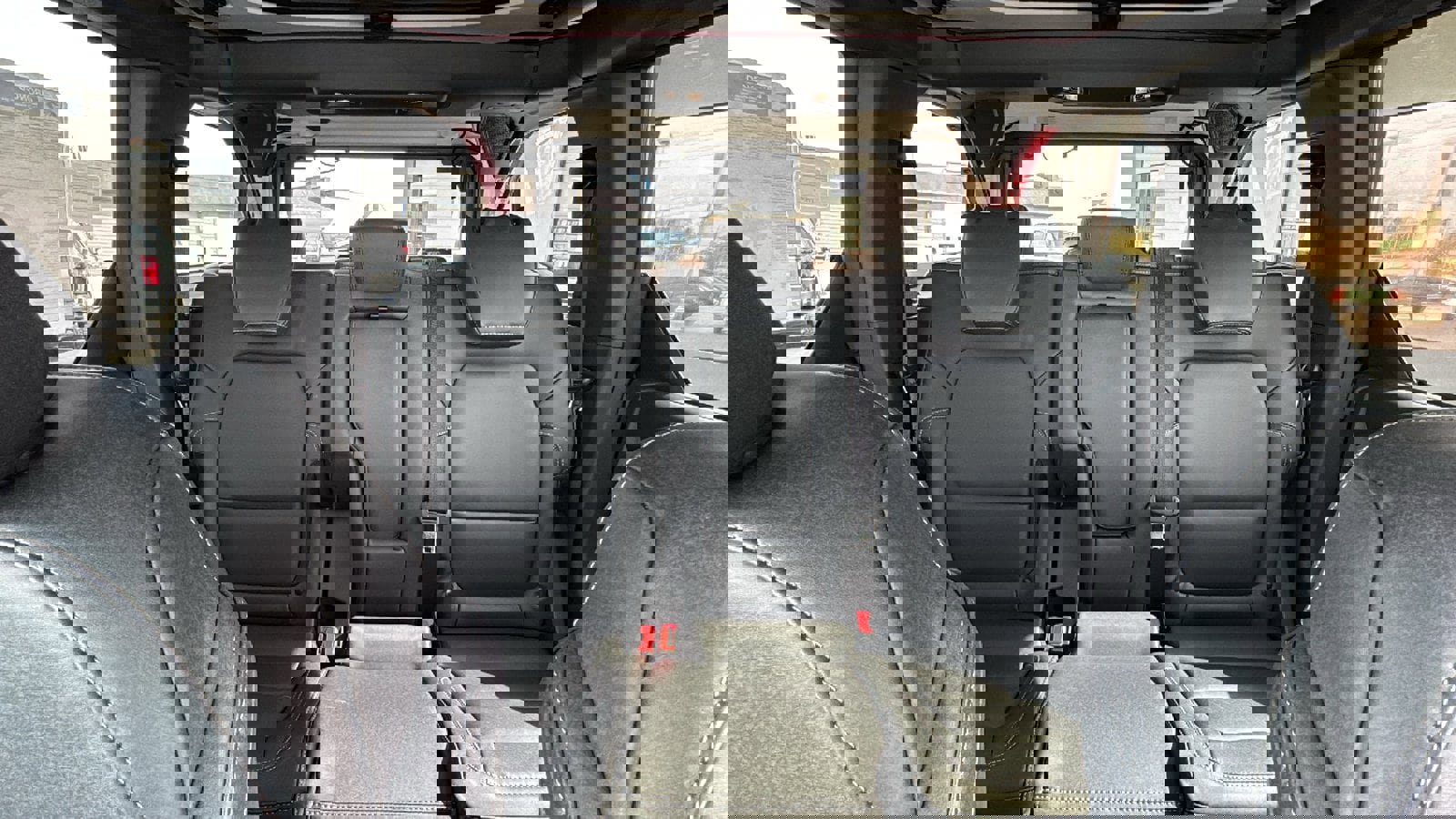 New 2026 Ford Bronco Badlands image 65