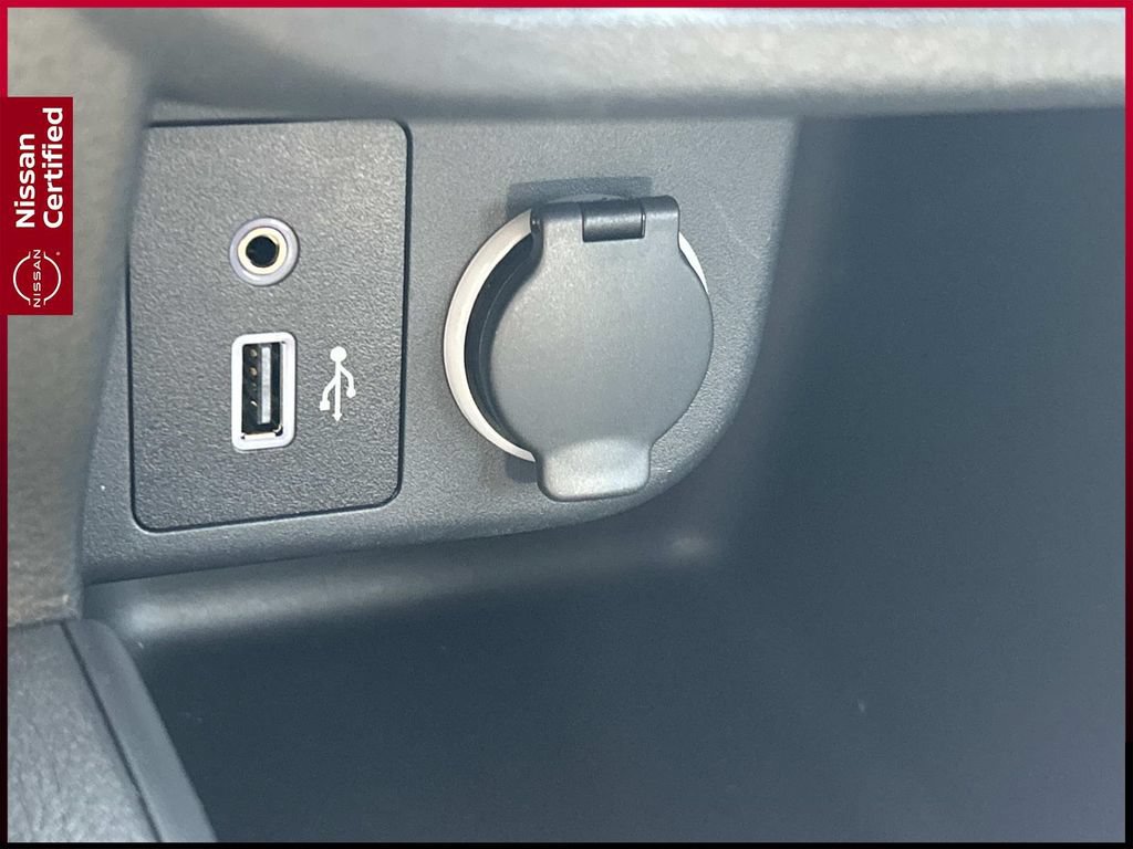 Certified 2025 Nissan Kicks Play S FWD image 32