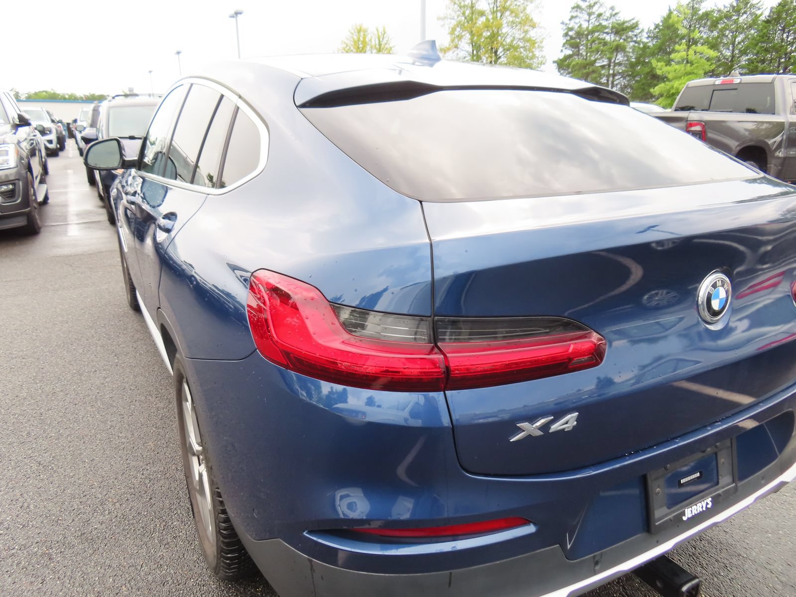 Used 2021 BMW X4 xDrive30i w/ Executive Package AWD/4WD image 11