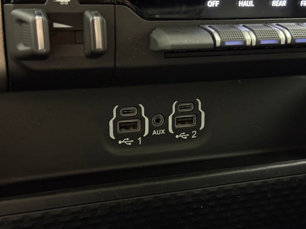 Used 2022 RAM 1500 Laramie AWD/4WD image 33