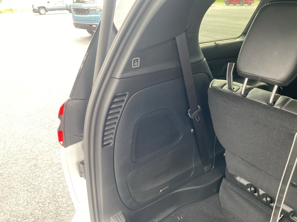 New 2027 Chrysler Pacifica Limited w/ S Appearance Package FWD image 23
