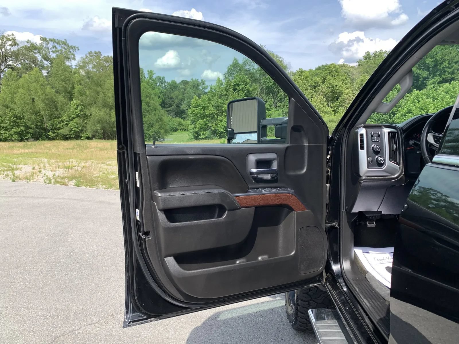 Used 2016 GMC Sierra 2500 SLE AWD/4WD image 24