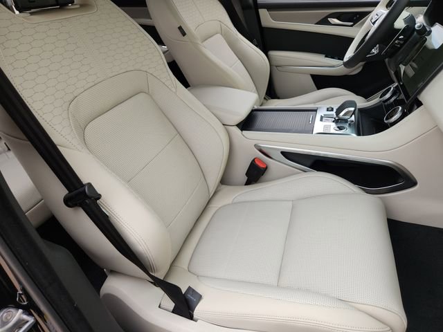 Used 2026 Jaguar F-PACE R-Dynamic S image 11