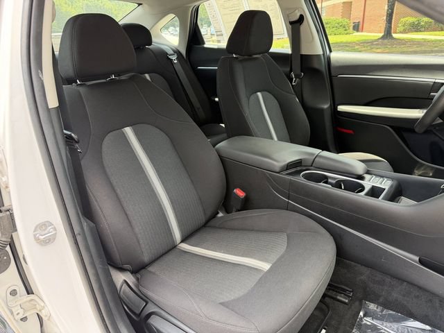 Used 2025 Hyundai Sonata SEL FWD image 30