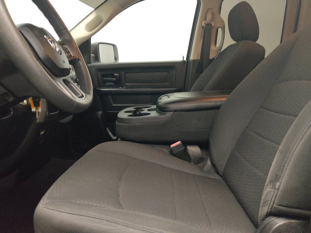 Used 2019 RAM 1500 Tradesman w/ Chrome Plus Package RWD image 17