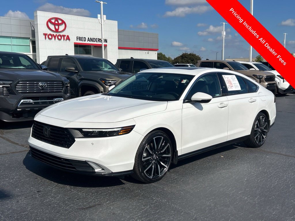 Used 2024 Honda Accord Touring image 1