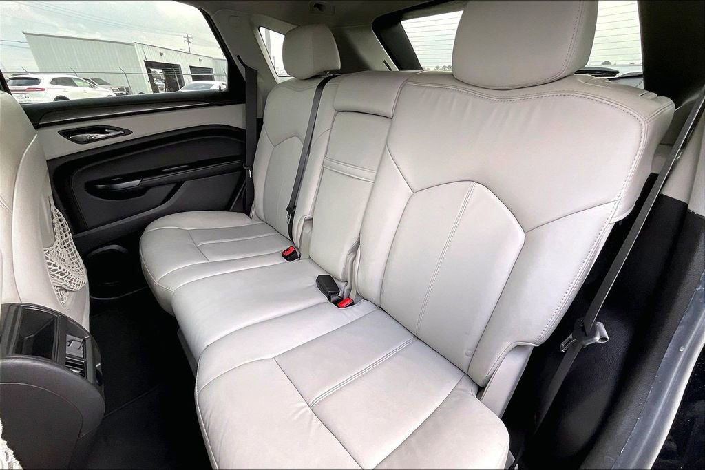 Used 2016 Cadillac SRX FWD image 18