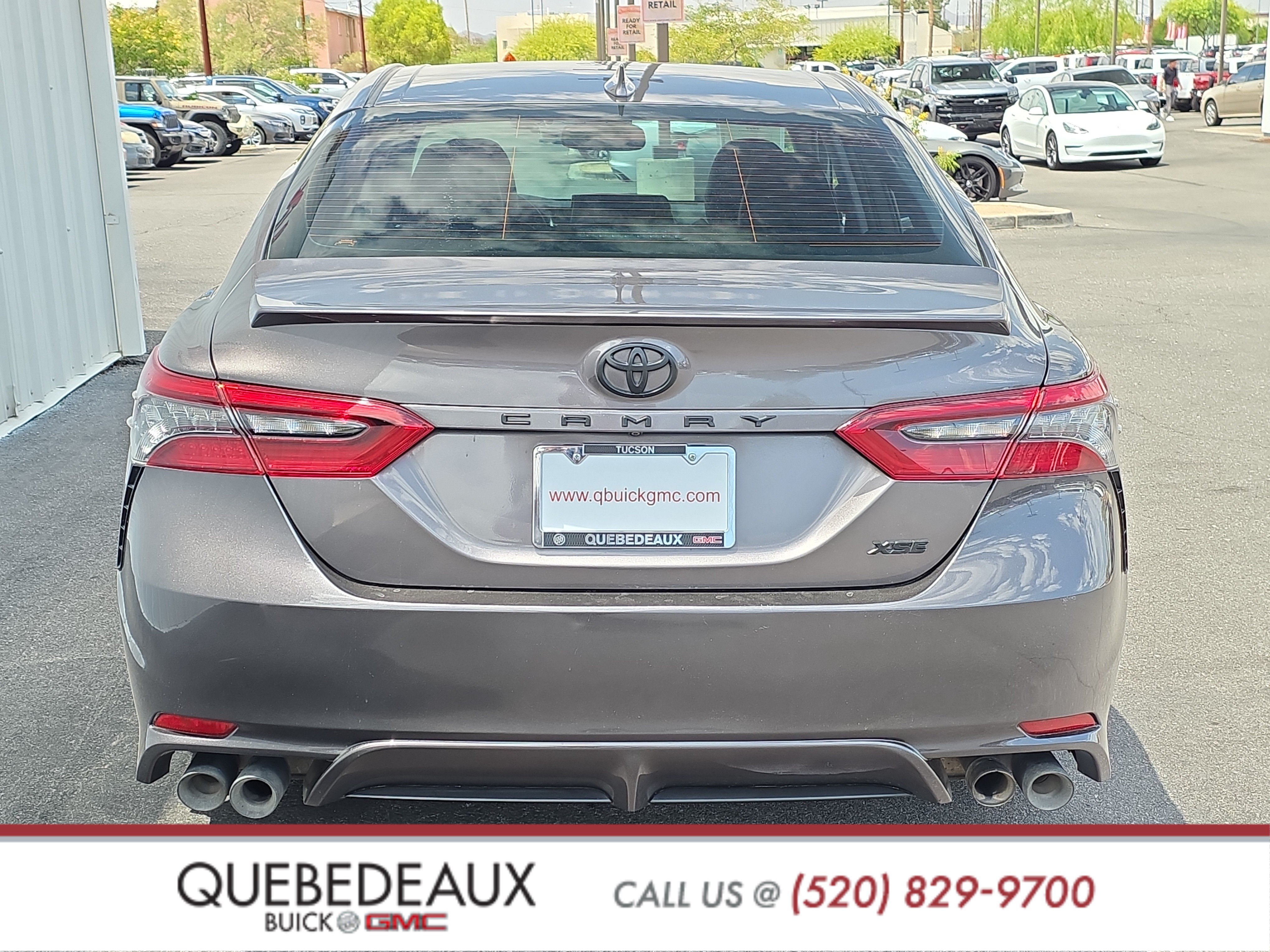 Used 2022 Toyota Camry XSE FWD image 6