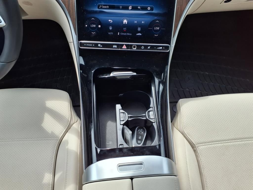 New 2025 Mercedes-Benz C 300 4MATIC Sedan image 21
