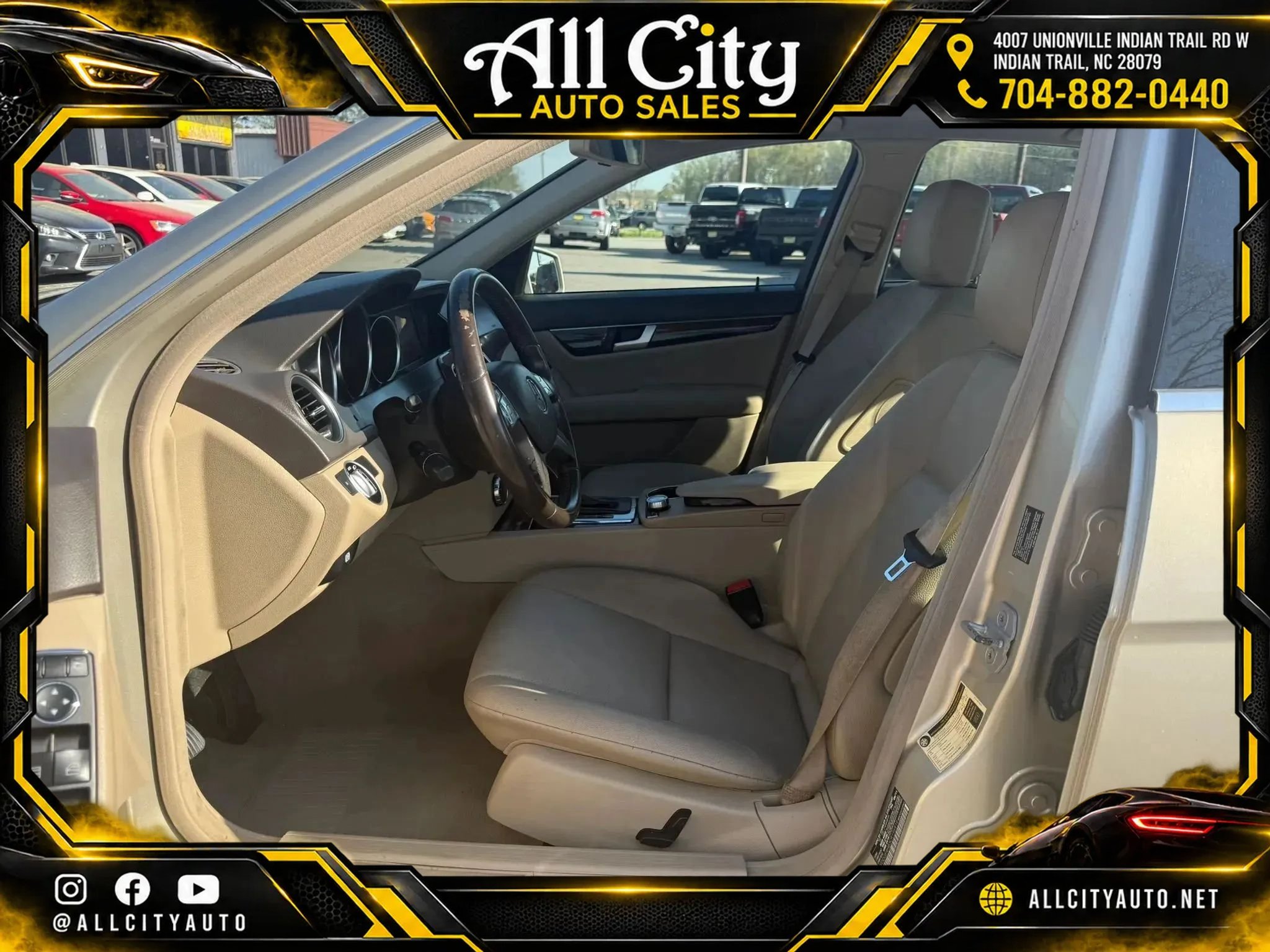 Used 2012 Mercedes-Benz C 250 Sedan image 9