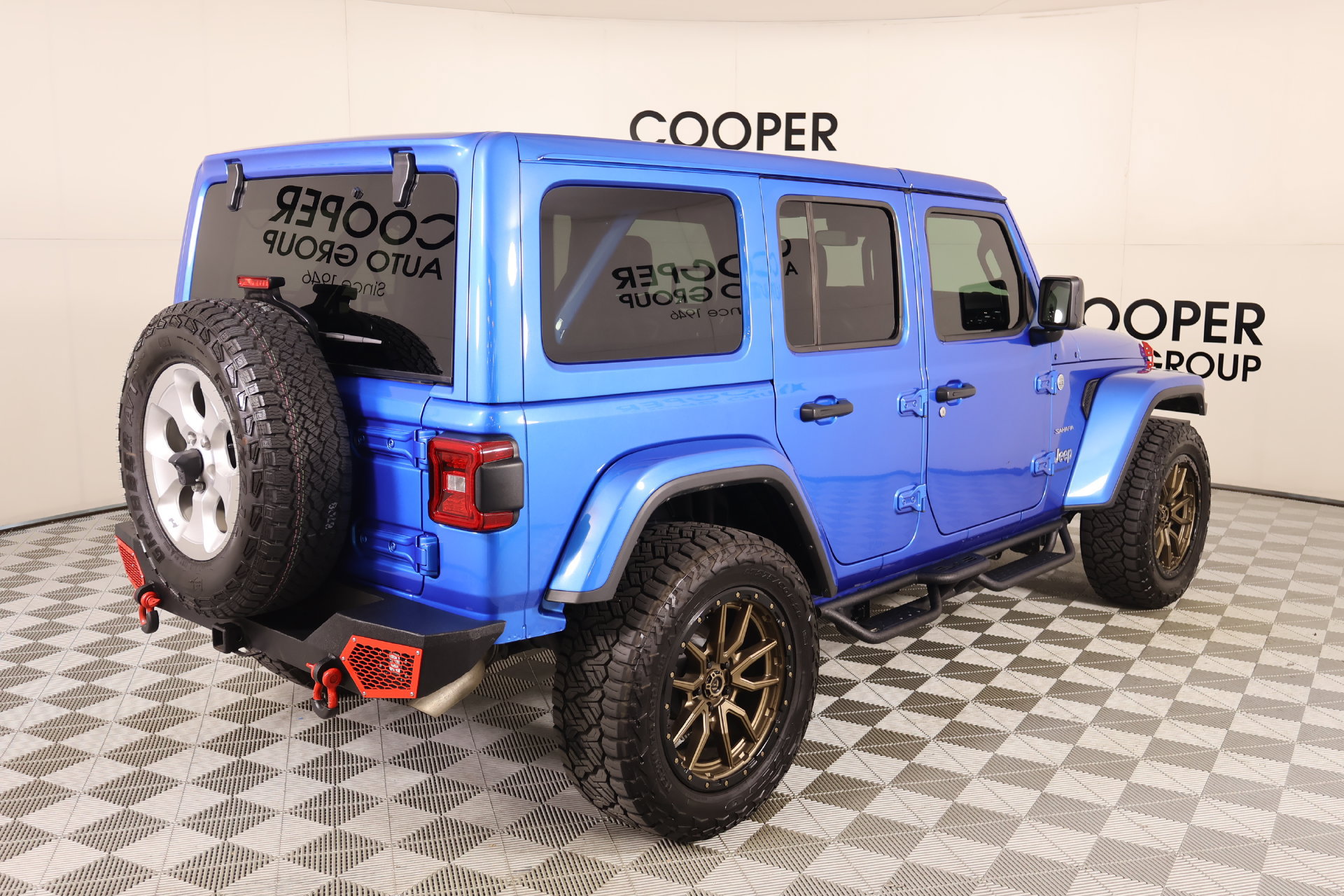 Used 2024 Jeep Wrangler Unlimited Sahara AWD/4WD image 20