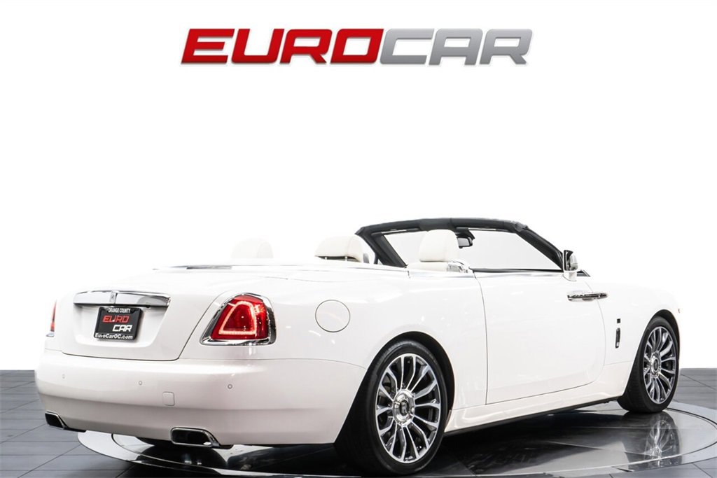 Used 2018 Rolls-Royce Dawn image 6