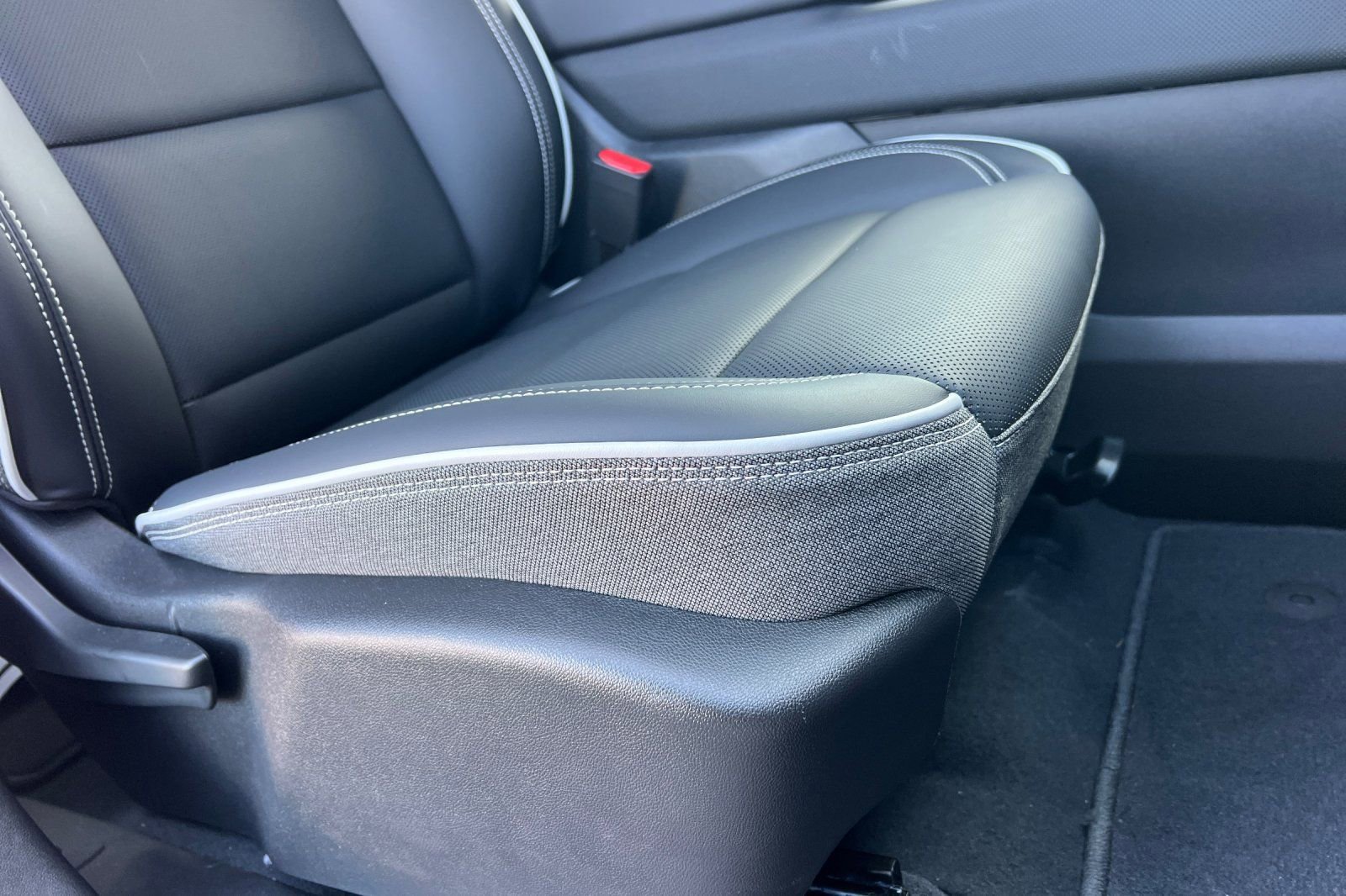 Used 2026 GMC Sierra EV Elevation w/ LPO, Elevation Dark Package image 23