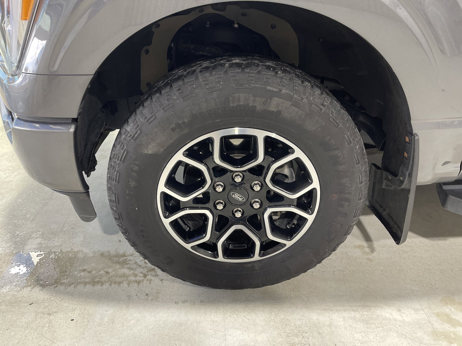 Used 2022 Ford F150 Lariat image 10