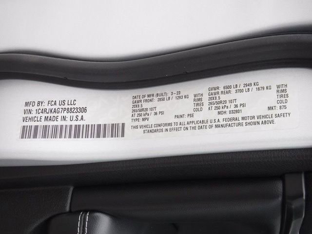 Certified 2023 Jeep Grand Cherokee L Laredo image 43