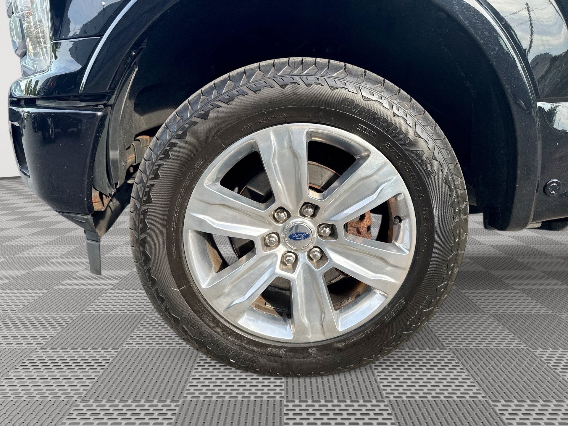 Used 2020 Ford F150 Platinum w/ Equipment Group 701A Luxury AWD/4WD image 19