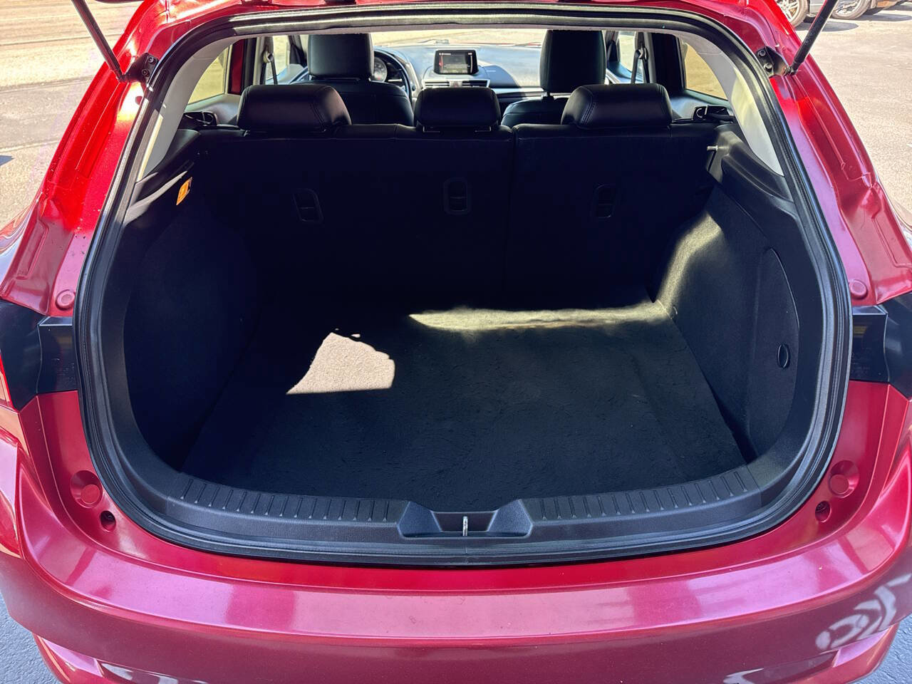 Used 2017 MAZDA MAZDA3 Touring image 16