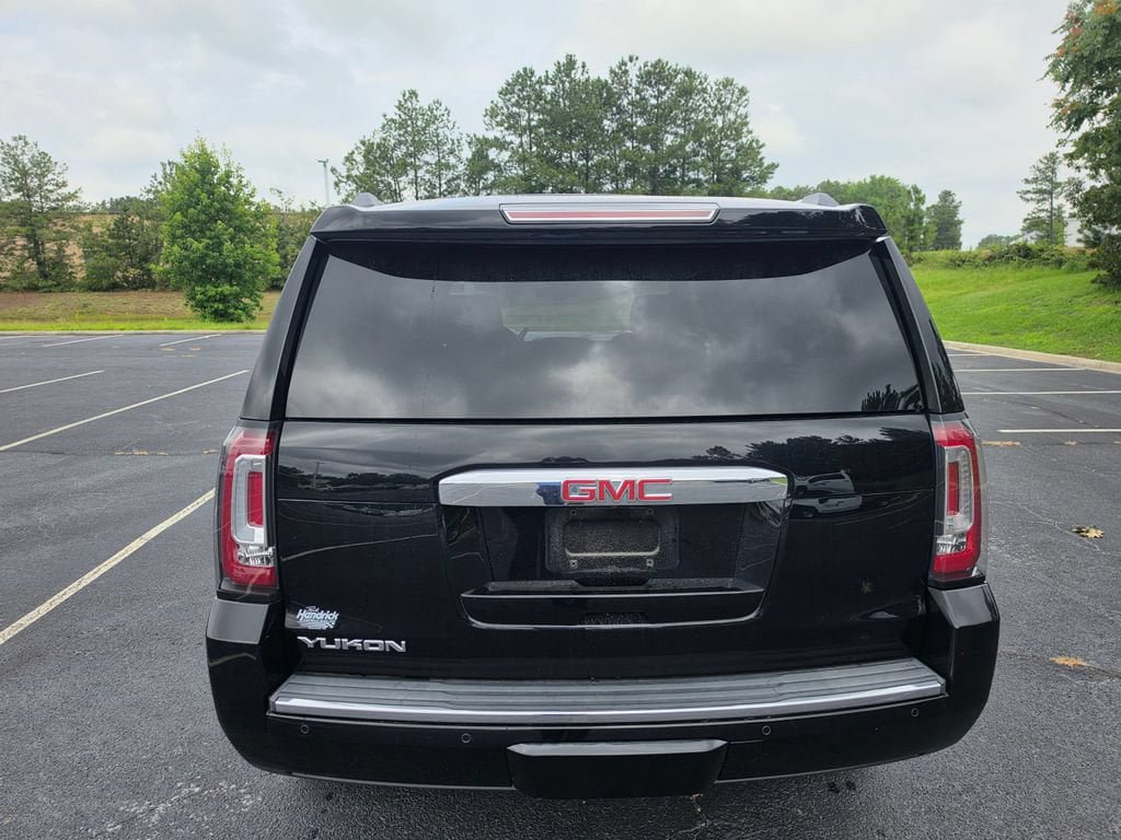 Used 2015 GMC Yukon Denali w/ Premium Package AWD/4WD image 6