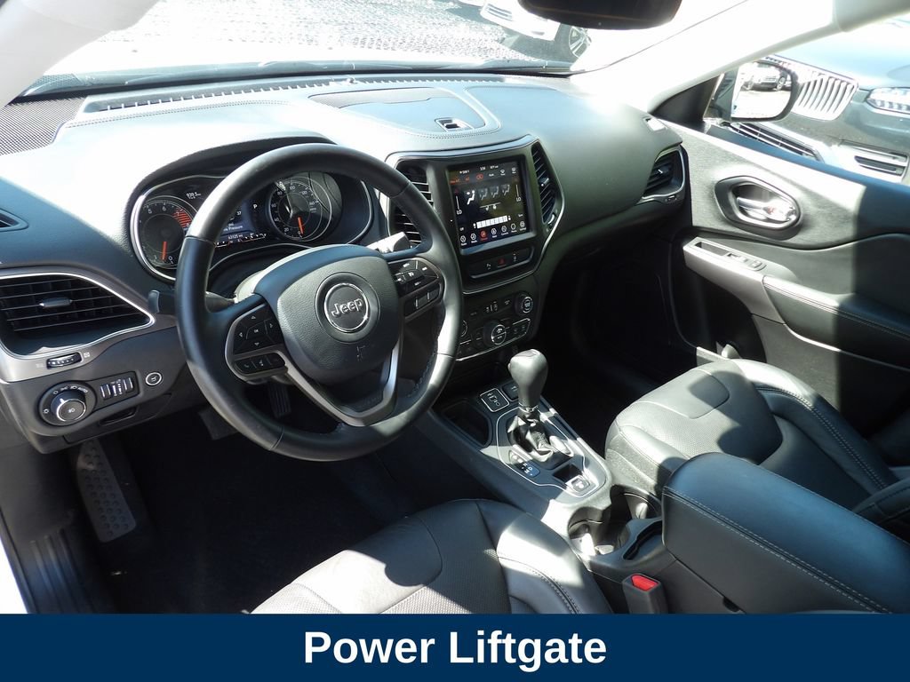 Used 2021 Jeep Cherokee Latitude Lux w/ Comfort/Convenience Group FWD image 9