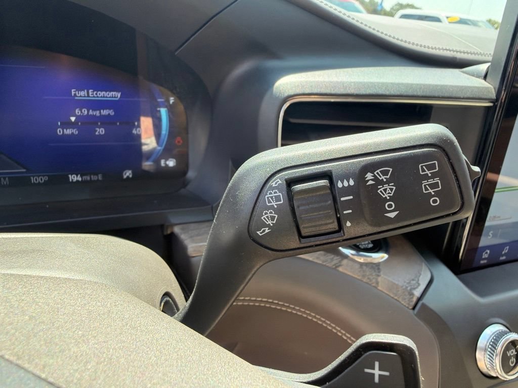 Used 2020 Ford Explorer Platinum w/ Premium Technology Package AWD/4WD image 20