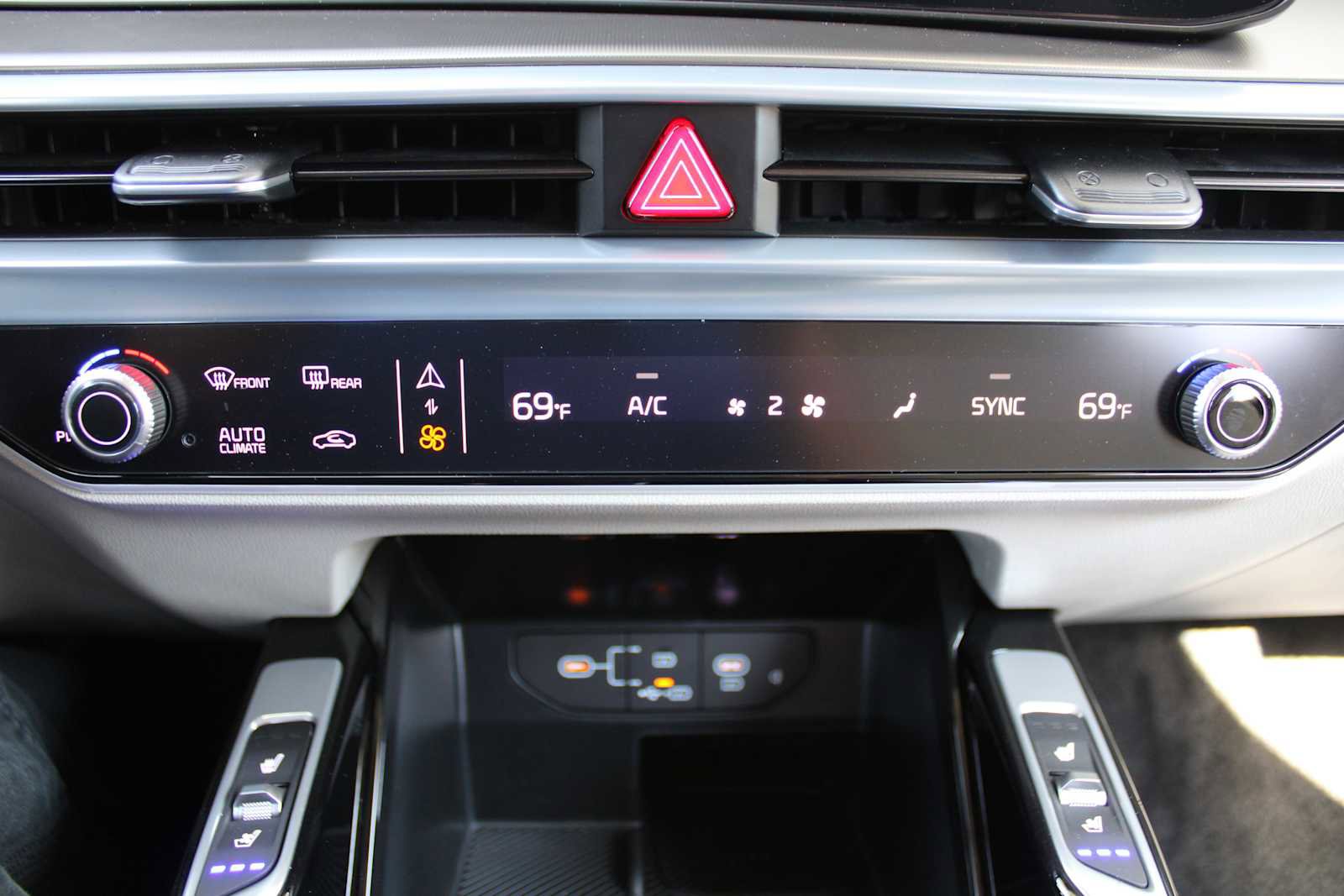 New 2026 Kia Sorento SX image 44