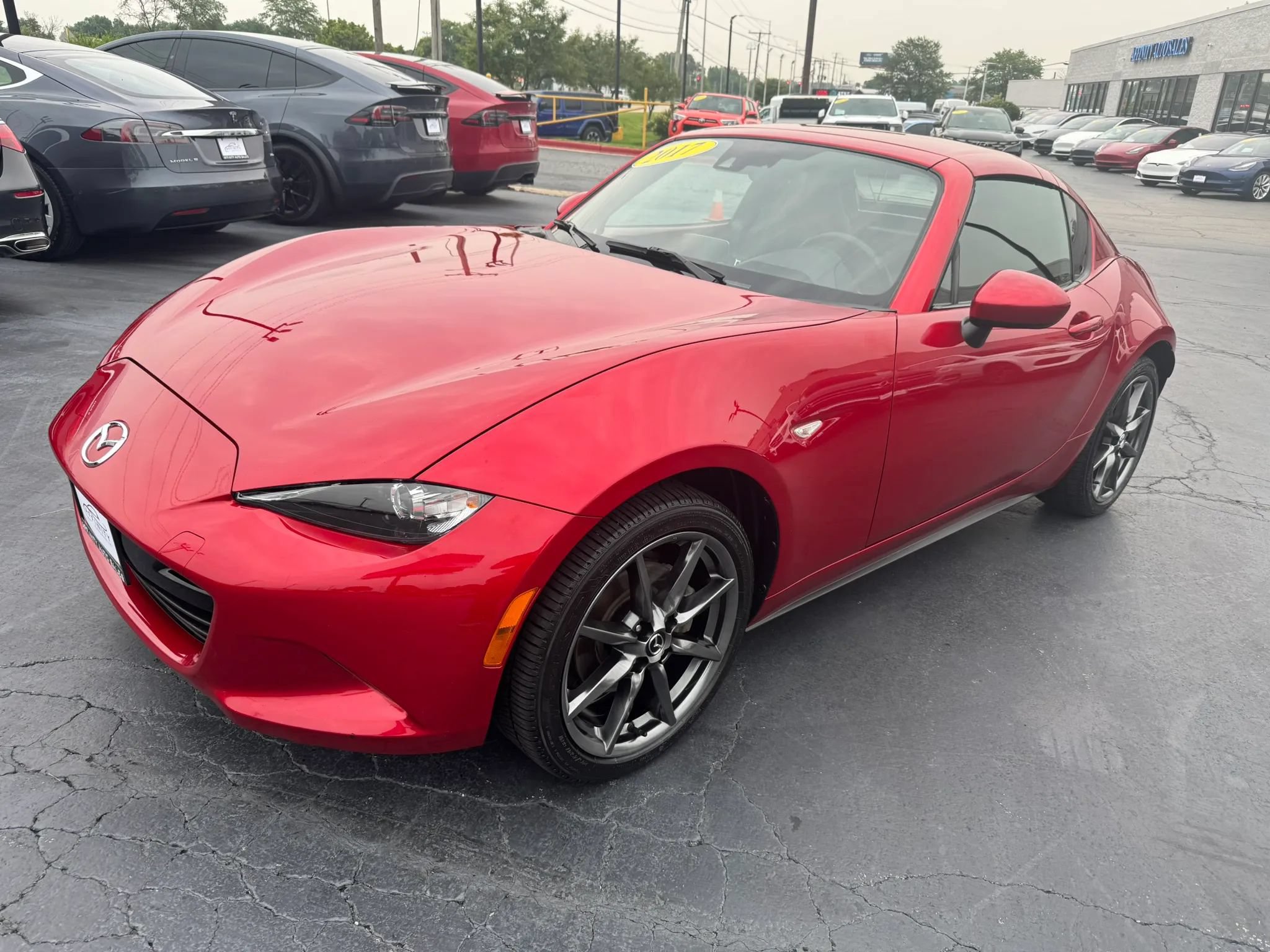 Used 2017 MAZDA MX-5 Miata RF Grand Touring RWD image 6