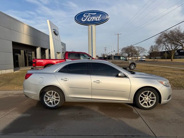 Used 2015 Chevrolet Malibu LT image 6