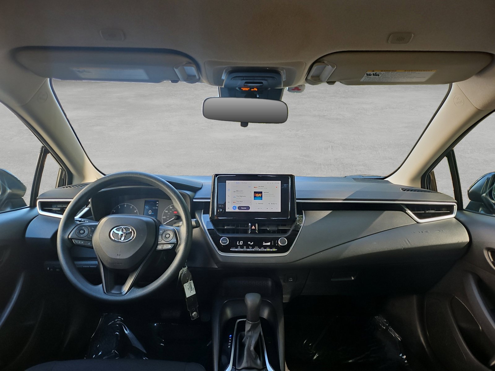 Used 2023 Toyota Corolla LE FWD image 39