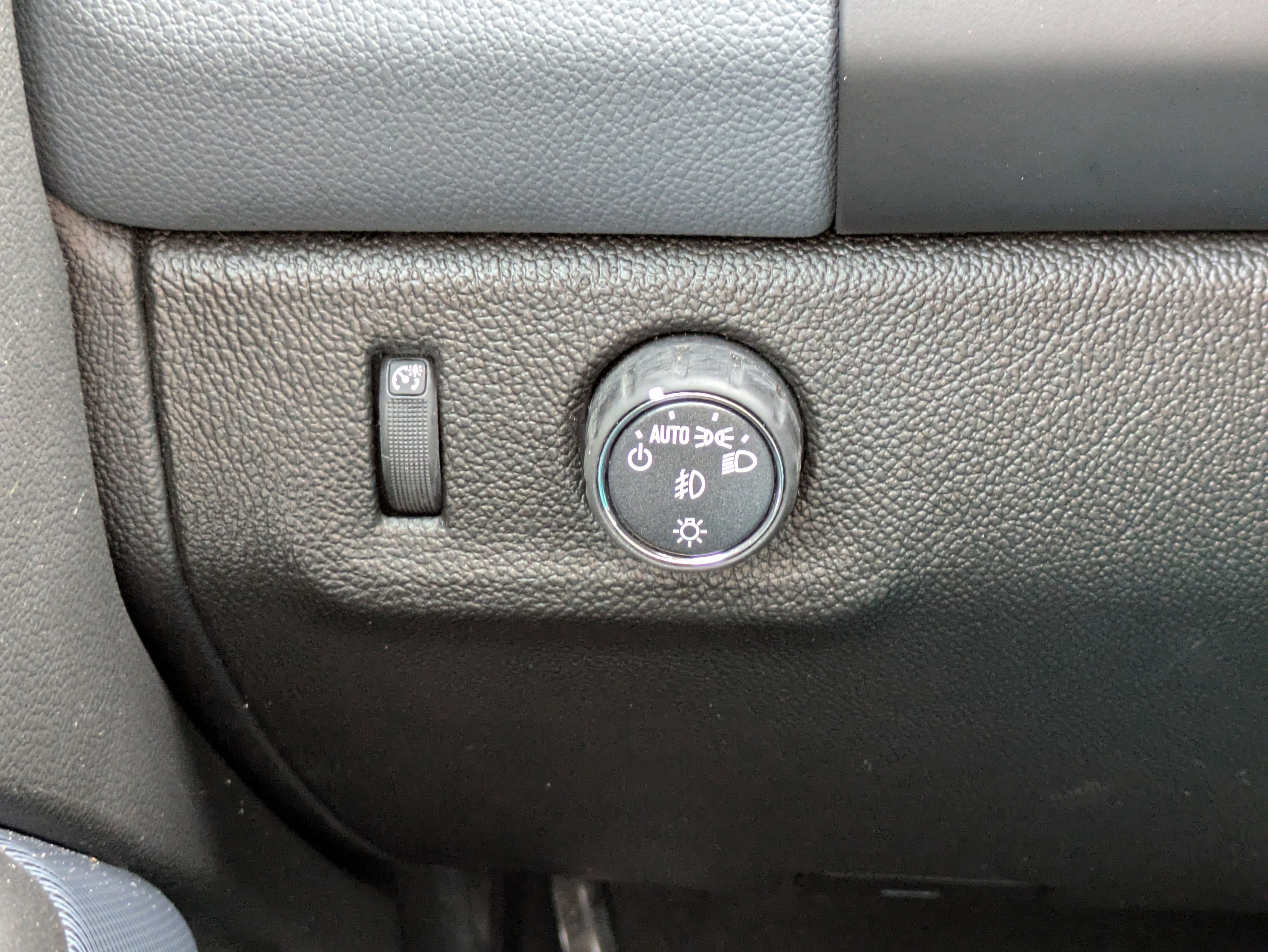 Used 2019 Chevrolet Colorado Z71 image 32