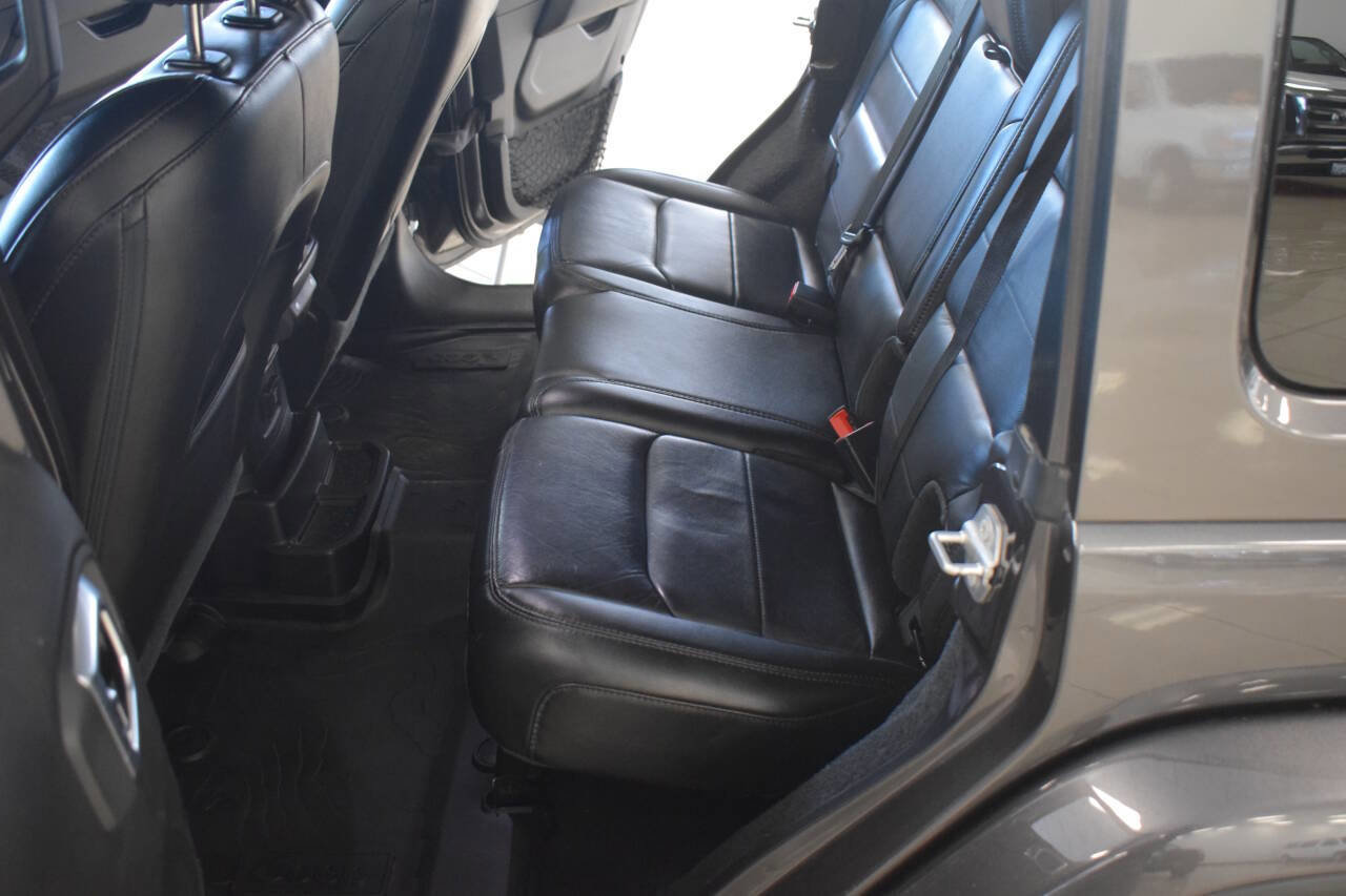 Used 2020 Jeep Wrangler Unlimited Sahara image 71