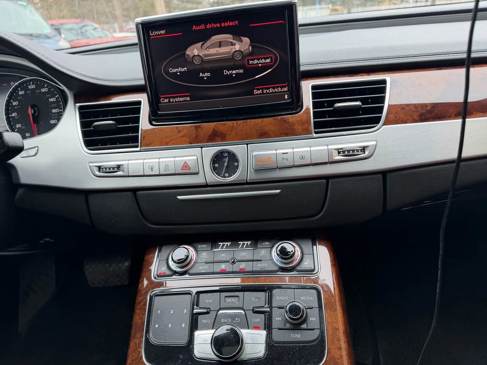 Used 2011 Audi A8 4.2 image 23