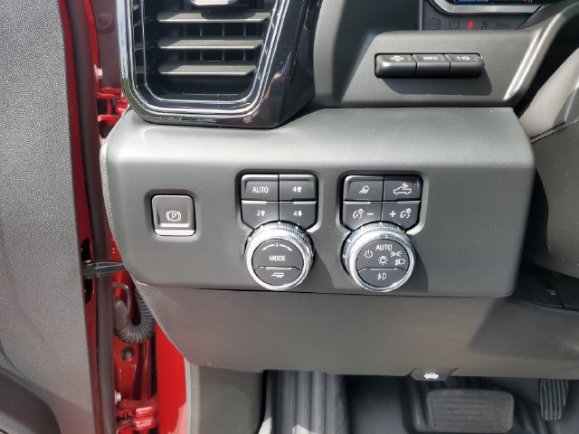Used 2023 GMC Sierra 1500 AT4 w/ AT4 Premium Package AWD/4WD image 36