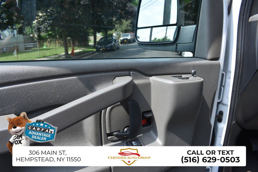 Used 2023 Chevrolet Express 3500 LT RWD image 12