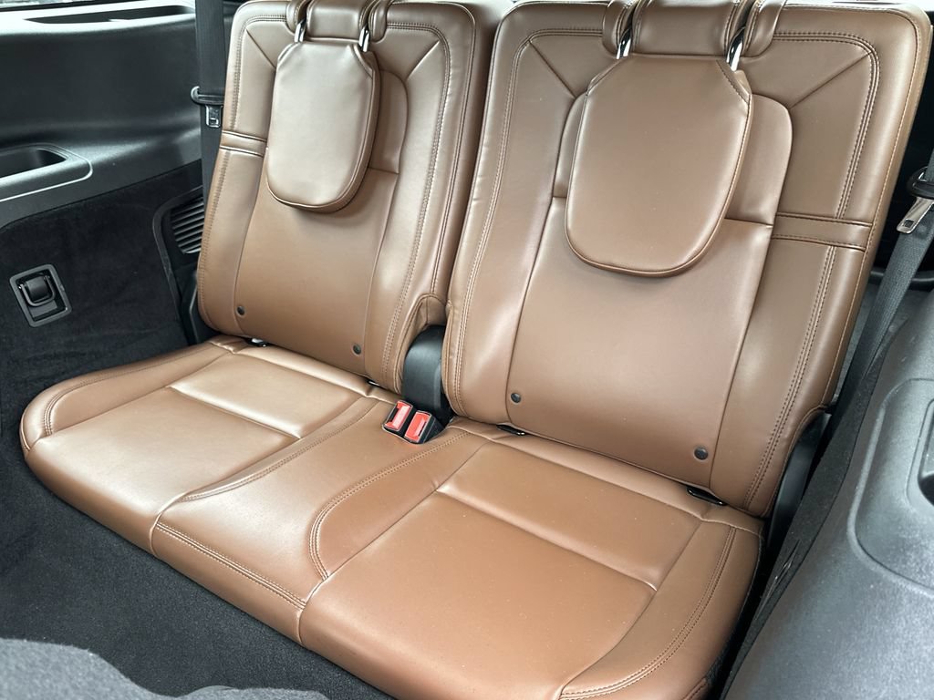 Used 2021 Lincoln Aviator Reserve w/ Elements Package Plus AWD/4WD image 16