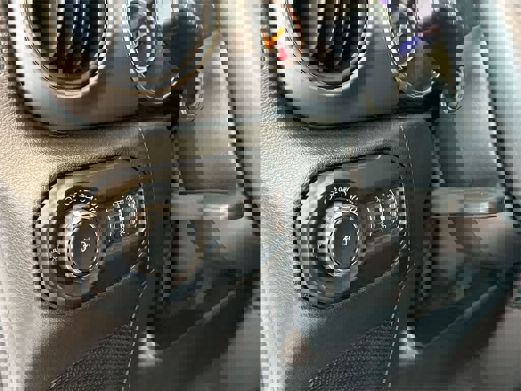 Used 2020 Jeep Wrangler Sport image 36