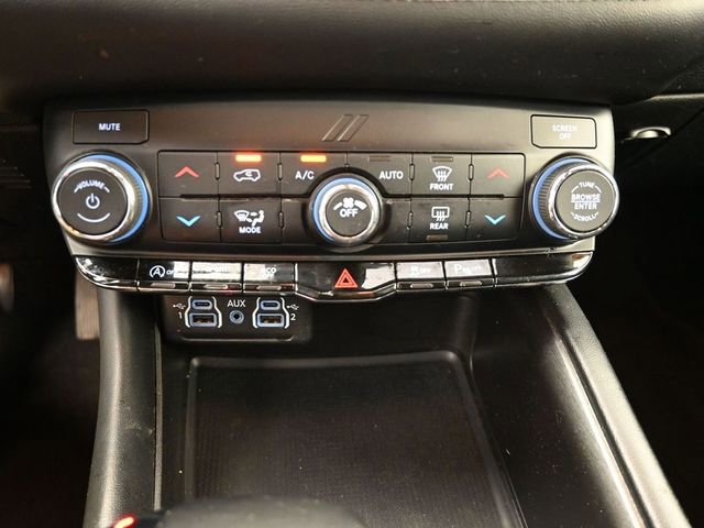 Used 2022 Dodge Durango SXT w/ Blacktop Package image 24