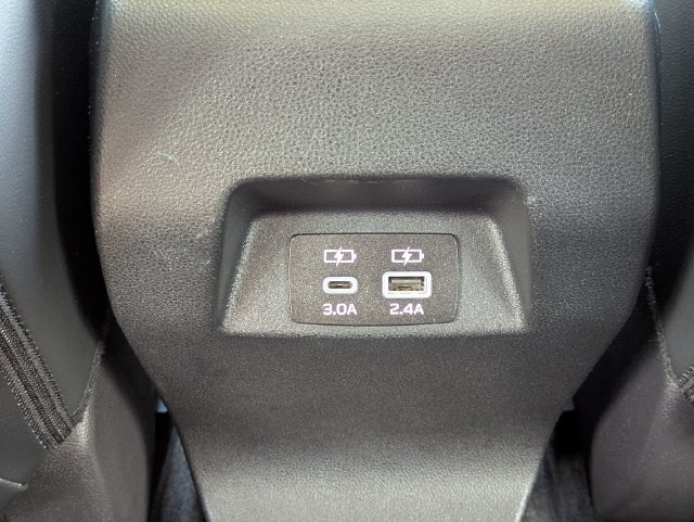 Used 2024 Subaru Crosstrek 2.5i Limited AWD/4WD image 34