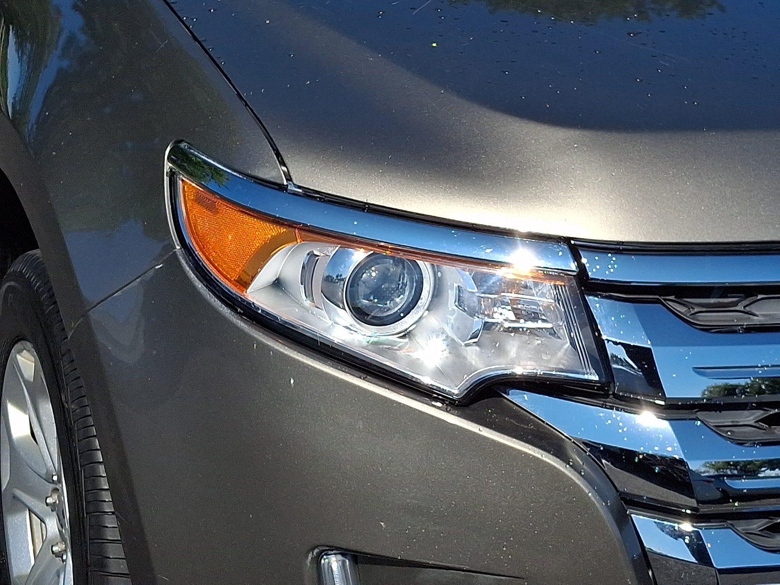 Used 2013 Ford Edge SEL FWD image 9