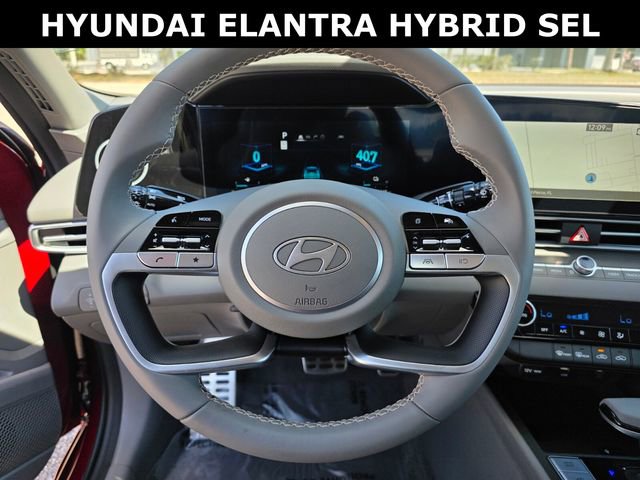 Used 2025 Hyundai Elantra SEL image 25
