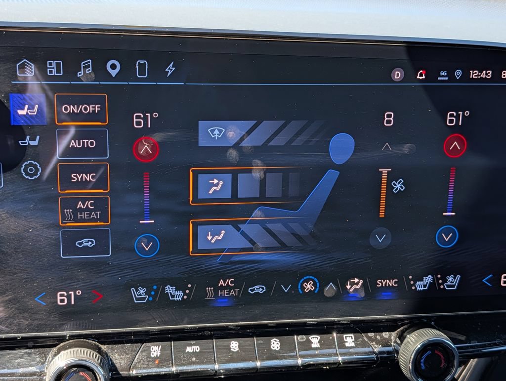 Used 2024 Chevrolet Blazer EV RS AWD/4WD image 22