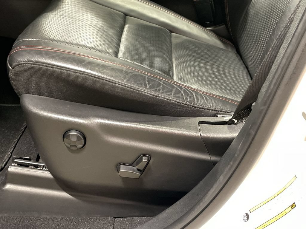 Used 2024 Dodge Durango GT RWD image 13