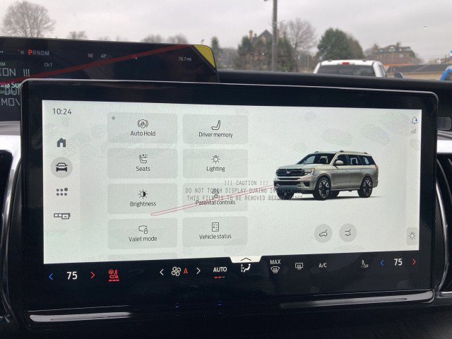 Used 2026 Ford Expedition Max Platinum w/ Platinum Ultimate Package AWD/4WD image 17