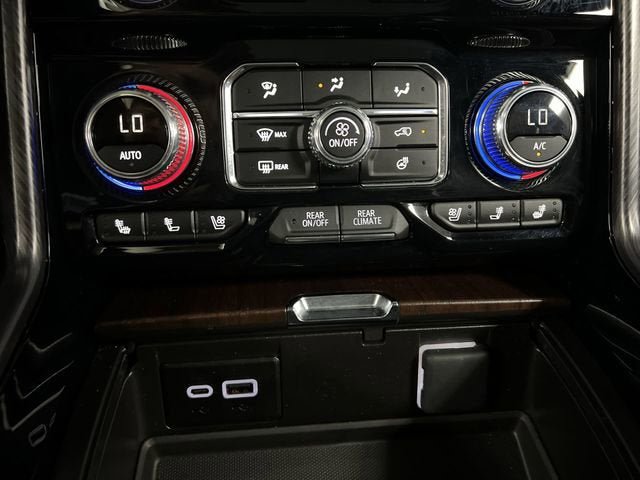Certified 2024 GMC Yukon Denali Ultimate AWD/4WD image 36