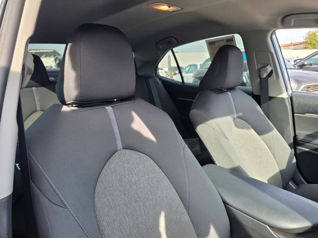 Used 2023 Toyota Camry LE w/ Convenience Package image 11