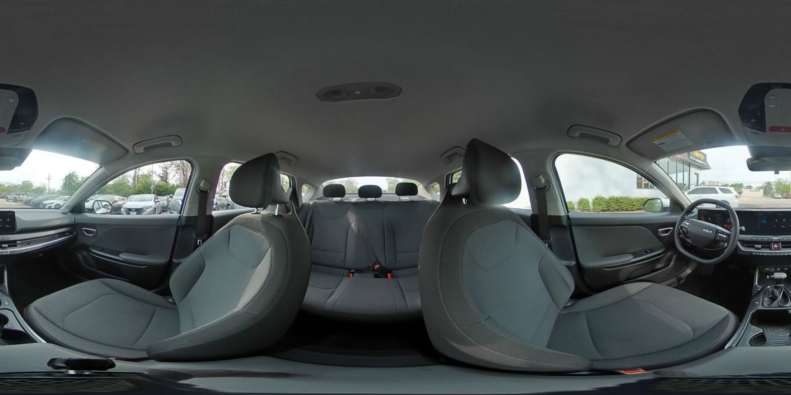 Used 2025 Kia K4 LXS image 41