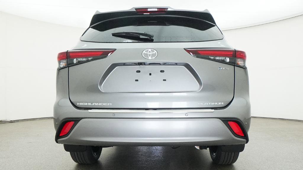 New 2026 Toyota Highlander Platinum image 27